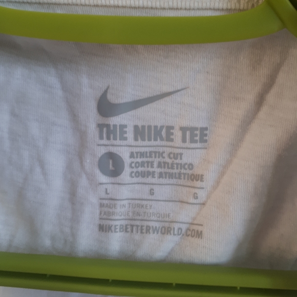 The Nike Tee Nike white floral tank top - Picture 4 of 5